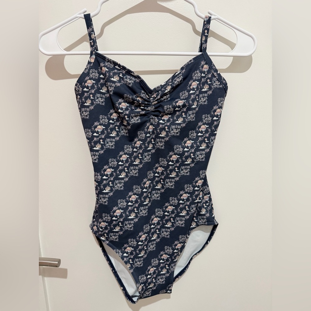 Unoa ballet leotard, size M
